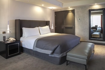Suite, 1 Twin Bed (Master)