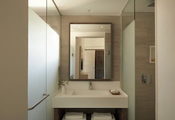 Double Room Swim up Pool view (Bungalow Area)