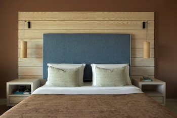Double Room Swim up Pool view (Bungalow Area)
