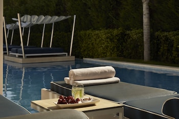 Mare Suite Swim Up Pool View (Bungalow Area)