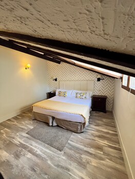 Economy Double or Twin Room
