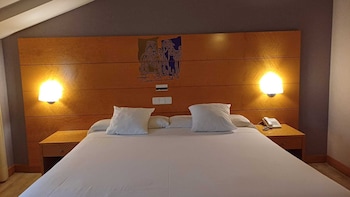 Junior Studio Suite